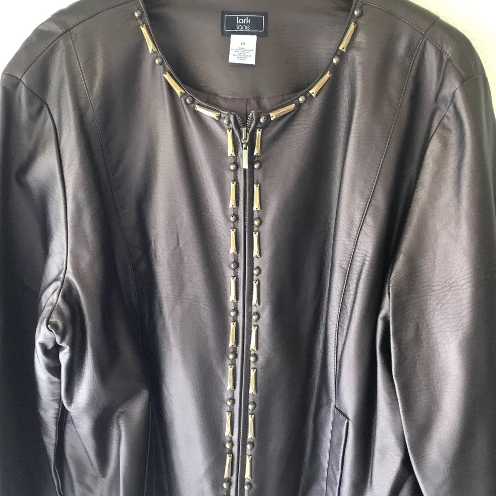 LIKE NEW! PLUS SIZED! Faux Brown Leather Jacket Size 18